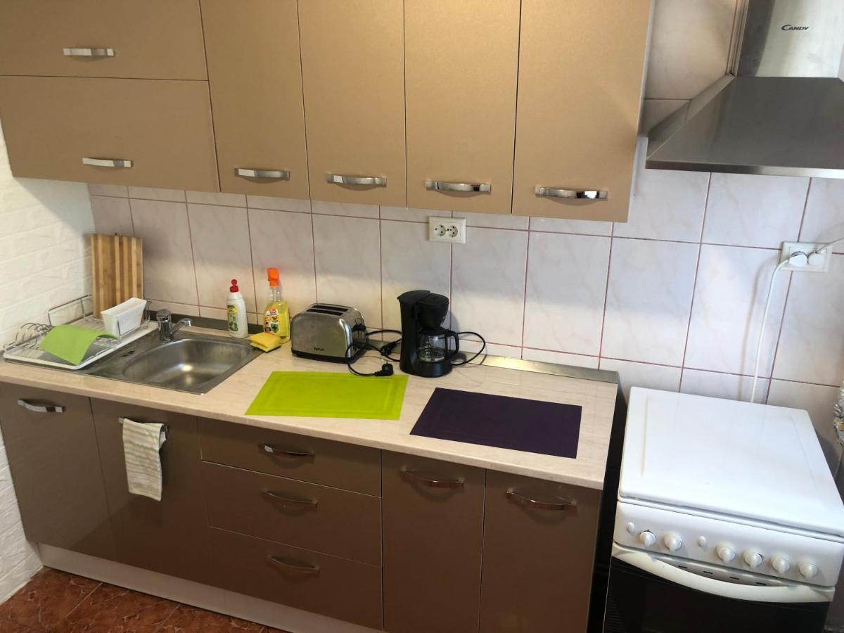 Apartament Magnolia, Piata Gorjului- Metrou Lejlighed Bukarest Eksteriør billede