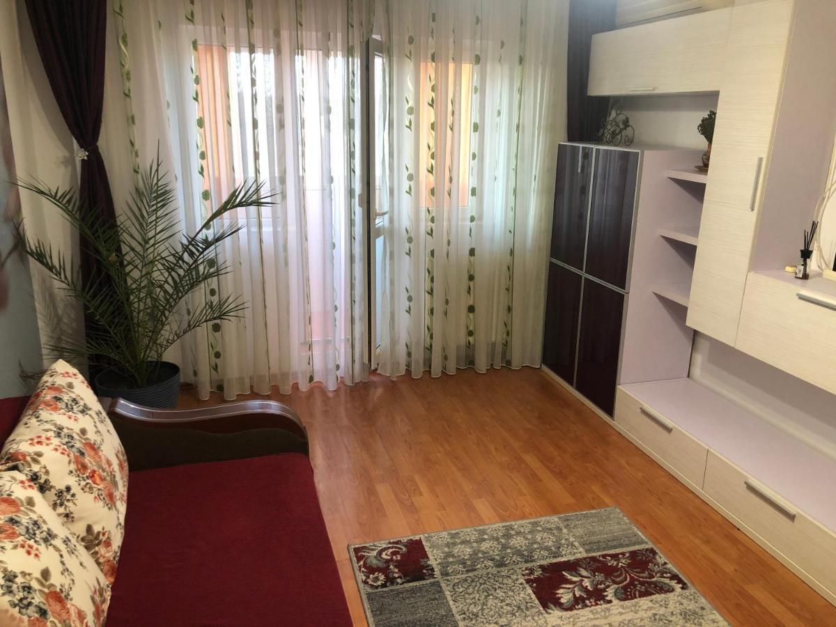 Apartament Magnolia, Piata Gorjului- Metrou Lejlighed Bukarest Eksteriør billede